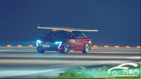 燃爆速度激情名場面 東風標致508L成功挑戰(zhàn)車頂“停機場”576